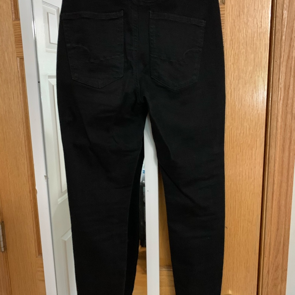 American Eagle next level stretch size 4 black